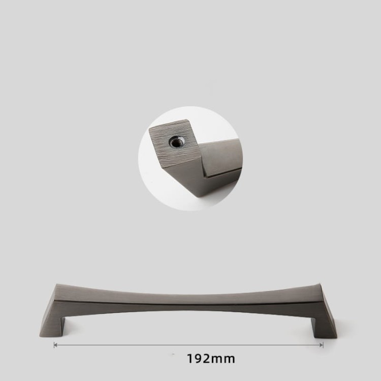 Möbelgriff Peral – moderner eleganter Griff in gebürstetem Gold, Gold, Schwarz, Perlgrau und gebürstetem Nickel. Größen 128–320 mm, ideal für Küchen- und Badmöbel, Schränke und Schubladen.