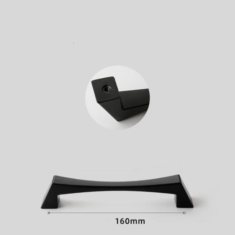 Nowoczesny czarny uchwyt do mebli Peral, rozstaw 160 mm w stylu loftowym