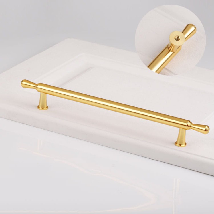 Möbelgriff Grava – T-Bar-Griff in Mattschwarz oder glänzendem Gold, erhältlich als Knopf sowie in 96, 128 und 192 mm. Ideal für Küchenschränke, Kommoden und Garderoben – egriffe.at