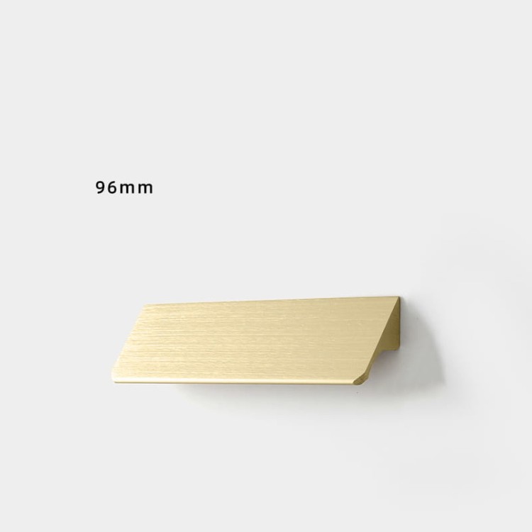 Möbelgriff Fargo – Kantengriff in gebürstetem Gold, gebürstetem Schwarz und gebürstetem Grau. Größen 96, 128, 192, 320 und 800 mm, im Loft-, Modern-, Skandi- und Industrial-Stil – egriffe.at
