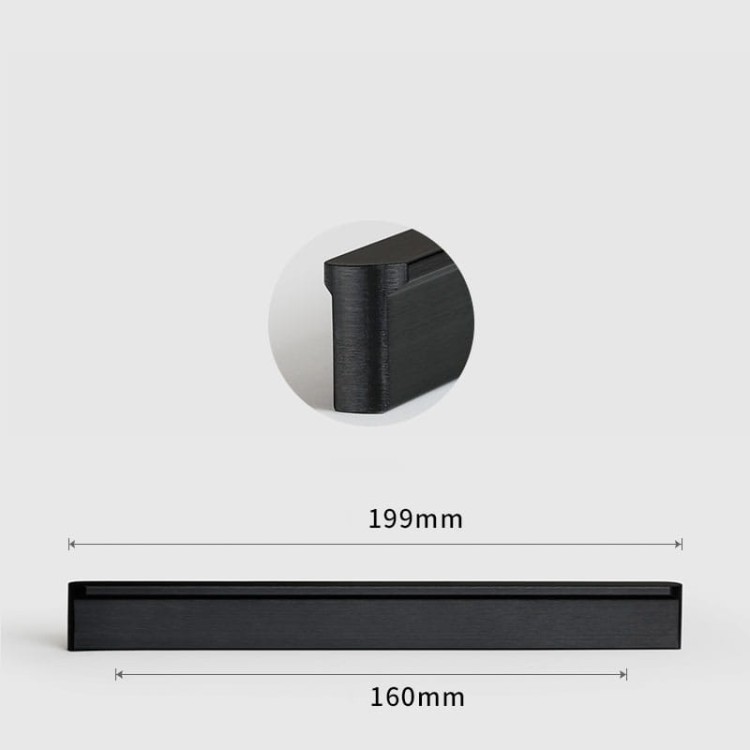 Möbelgriff Avalos – schlichter linearer Griff in Schwarz oder gebürstetem Gold. Modern, erhältlich in 96, 128, 160, 320, 546 und 960 mm – egriffe.at