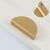 Möbelgriff Gozo – halbrunder dekorativer Griff in Gold, Champagner und Schwarz, erhältlich in 78 mm und 95 mm – egriffe.at