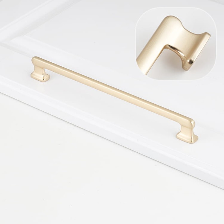 Möbelgriff Maceo – moderner und klassischer Aufsatzgriff für Schränke und Schubladen in gebürstetem Gold, gebürstetem Nickel, Perlgrau und Schwarz. Größen 96, 128, 160 und 192 mm – egriffe.at.