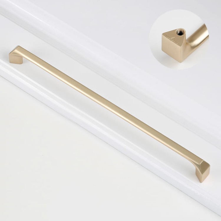 Möbelgriff Beliz – moderner länglicher Aufsatzgriff für Schränke und Schubladen in Schwarz, gebürstetem Gold, Perlgrau und gebürstetem Nickel. Schlichter Küchengriff – egriffe.at.