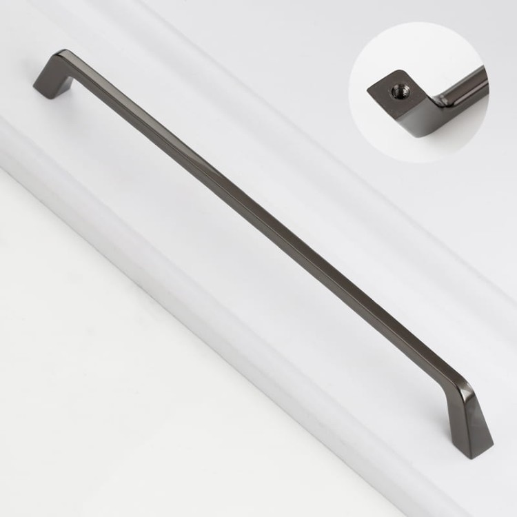 Möbelgriff Amarito – moderner Aufsatzgriff für Schränke und Schubladen in gebürstetem Gold, Schwarz, Perlgrau, gebürstetem Nickel, hellem Sandschwarz und Sandgold. Schlichter Küchengriff – egriffe.at.