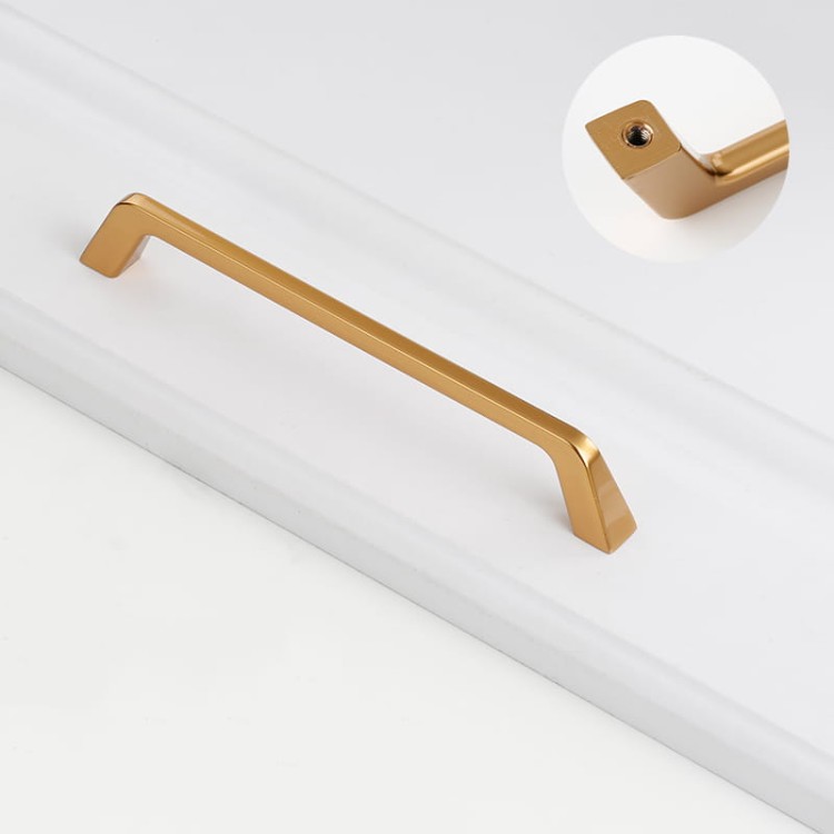 Möbelgriff Amarito – moderner Aufsatzgriff für Schränke und Schubladen in gebürstetem Gold, Schwarz, Perlgrau, gebürstetem Nickel, hellem Sandschwarz und Sandgold. Schlichter Küchengriff – egriffe.at.