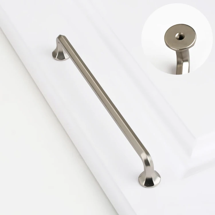 Eleganter Grillo-Möbelgriff für Schränke und Schubladen aus gebürstetem Nickel mit 192 mm Lochabstand