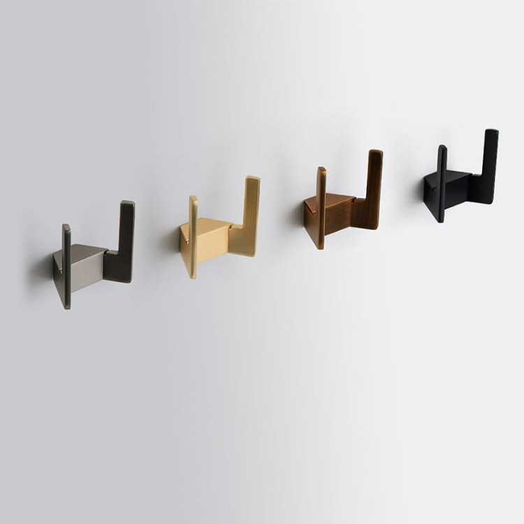 Wandhaken Martin – moderner doppelter Wandhaken für Bad und Flur, Aluminiumhaken in Schwarz, Mattbraun, gebürstetem Nickel, Perlgrau, gebürstetem Gold und ORB, erhältlich im Shop egriffe.at