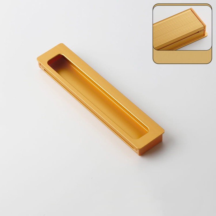 Goldfarbener Einlass-Möbelgriff Olivos mit einer Länge von 150 mm.